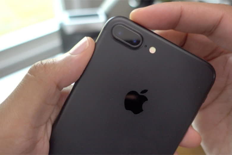 Nguyên nhân và 6 cách khắc phục camera iphone bị đen dễ dàng nhất